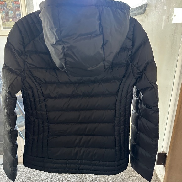 Michael Kors Hooded Puffer Jacket - Picture 9 of 9